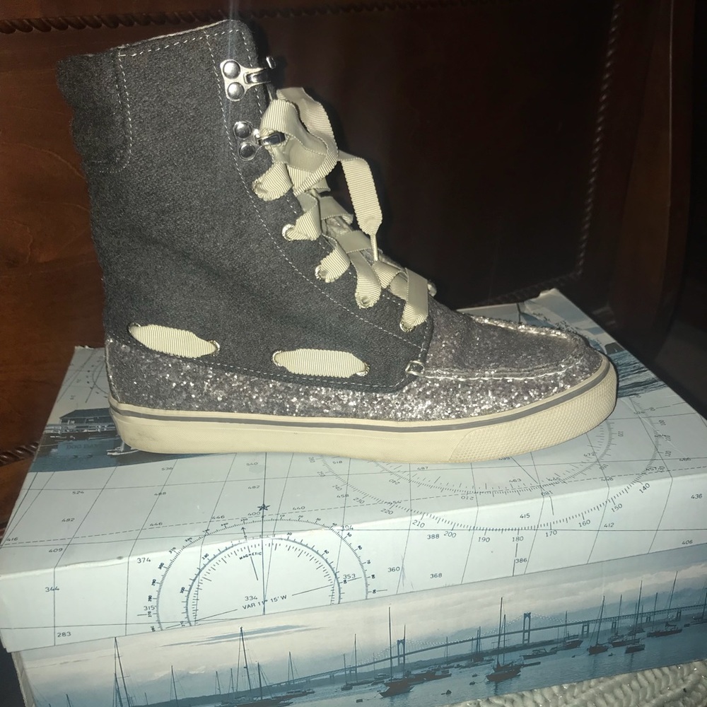 High top Sperry